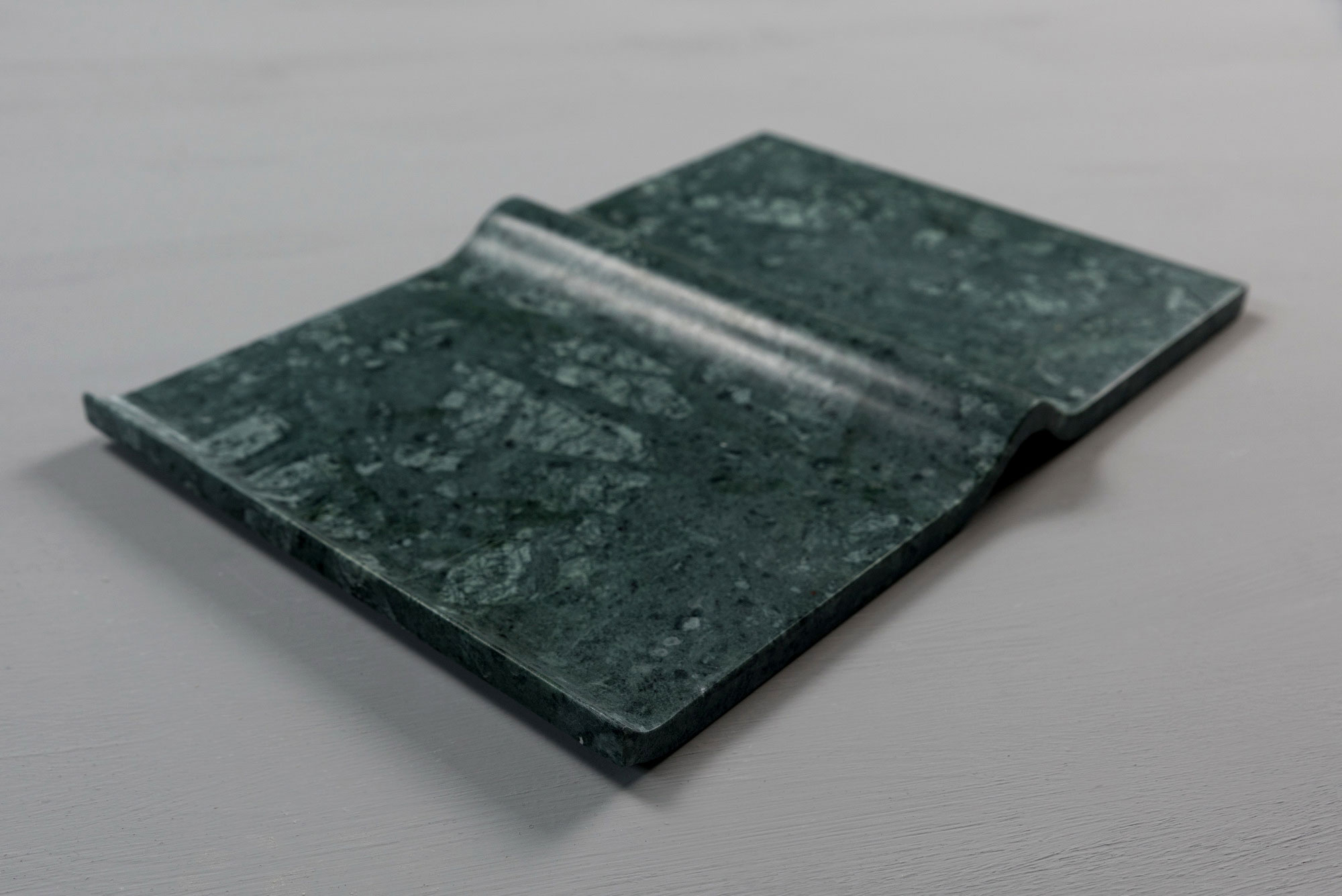 Minimal Serving Board Green view 2